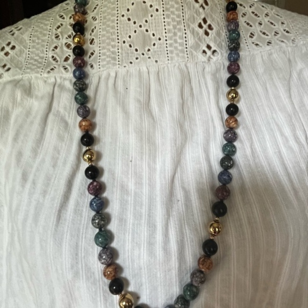 Elegant Multicolor Beaded natural stone Necklace